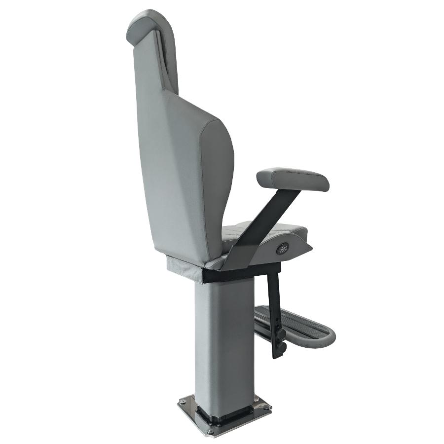 vista del retro della poltrona per barche